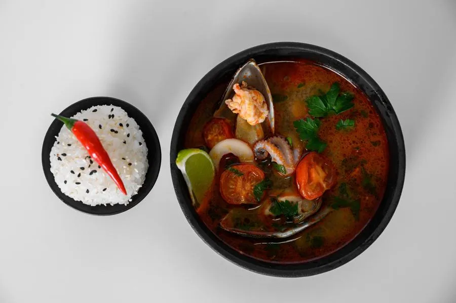Том Ям с морепродуктами